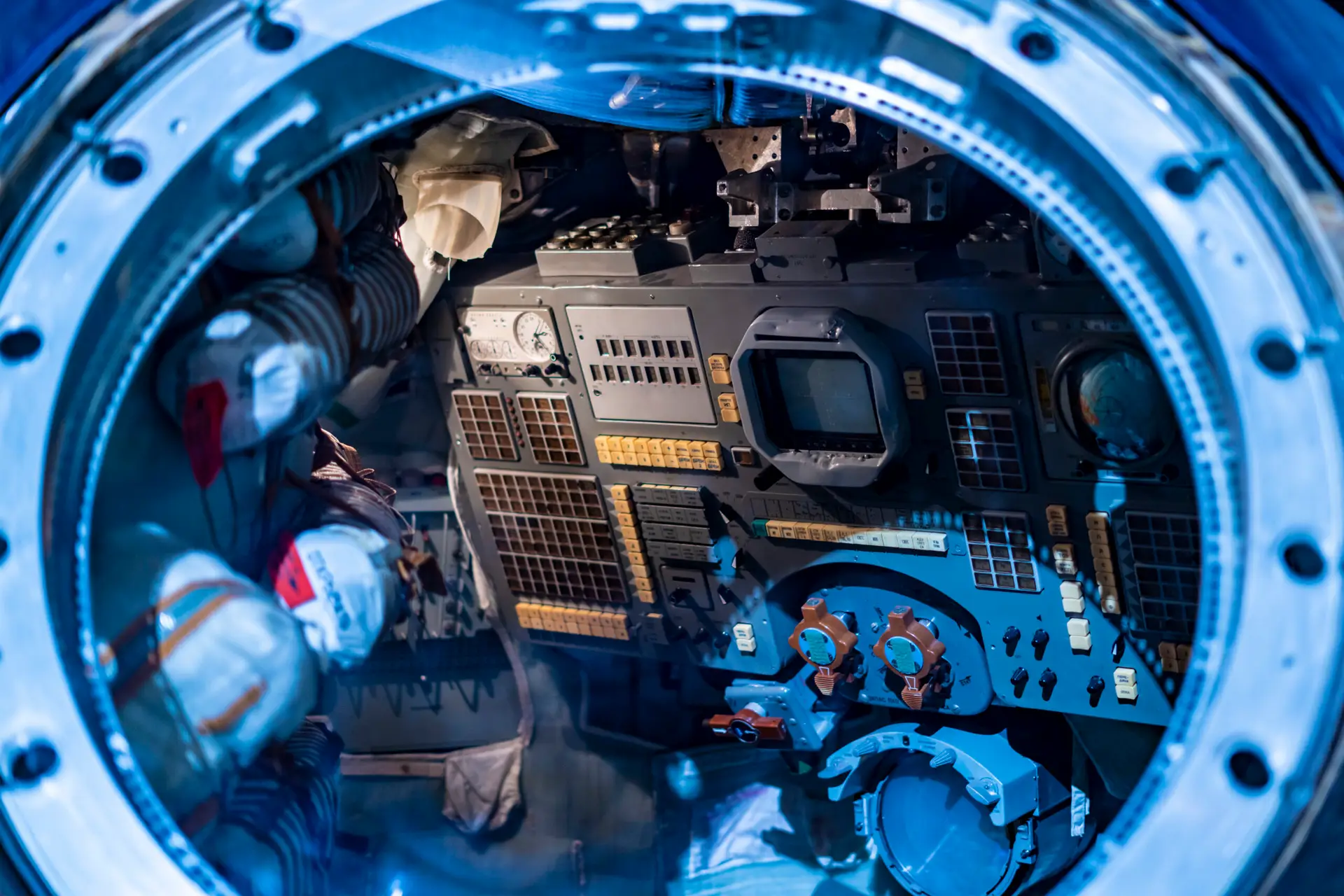 The World’s Space Stations Compared: Space Station Careers and Who’s Hiring Right Now